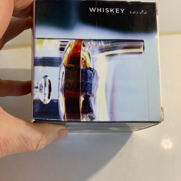 NWT Sparq Home Whiskey Rocks for Ice Cold Drinks - Picture 6 of 6